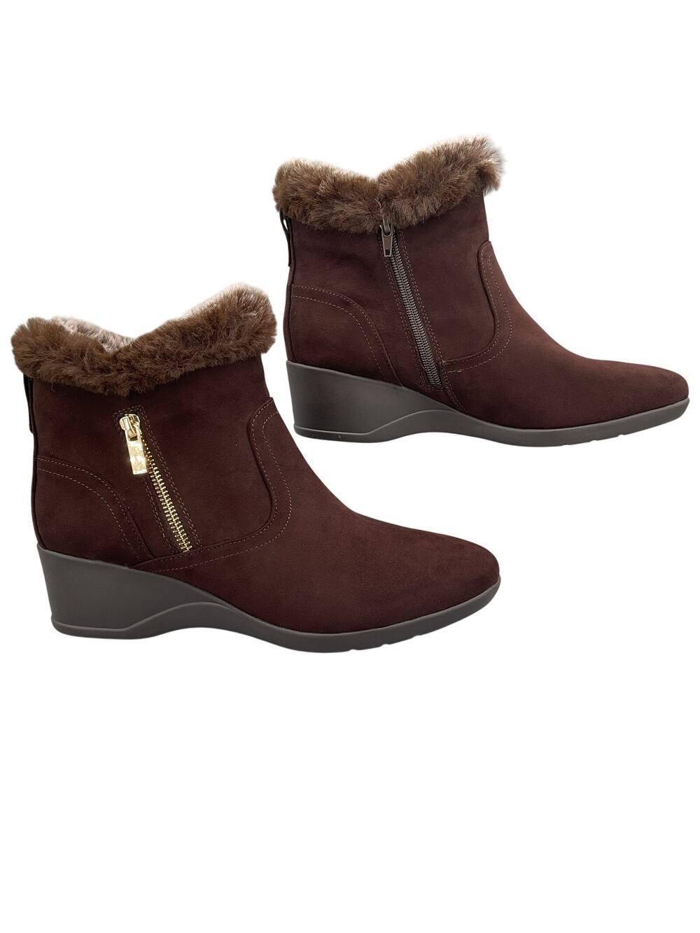 NEW Karen Scott Women’s Carleenn Wedge Booties Chocolate Size 7M